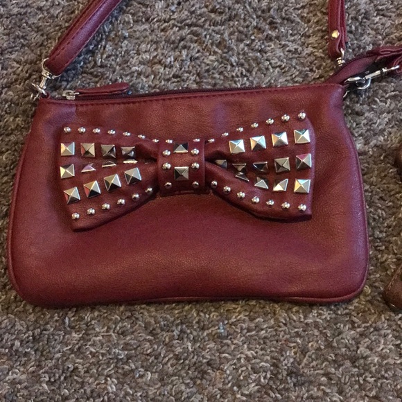Cross body bag - Picture 2 of 3